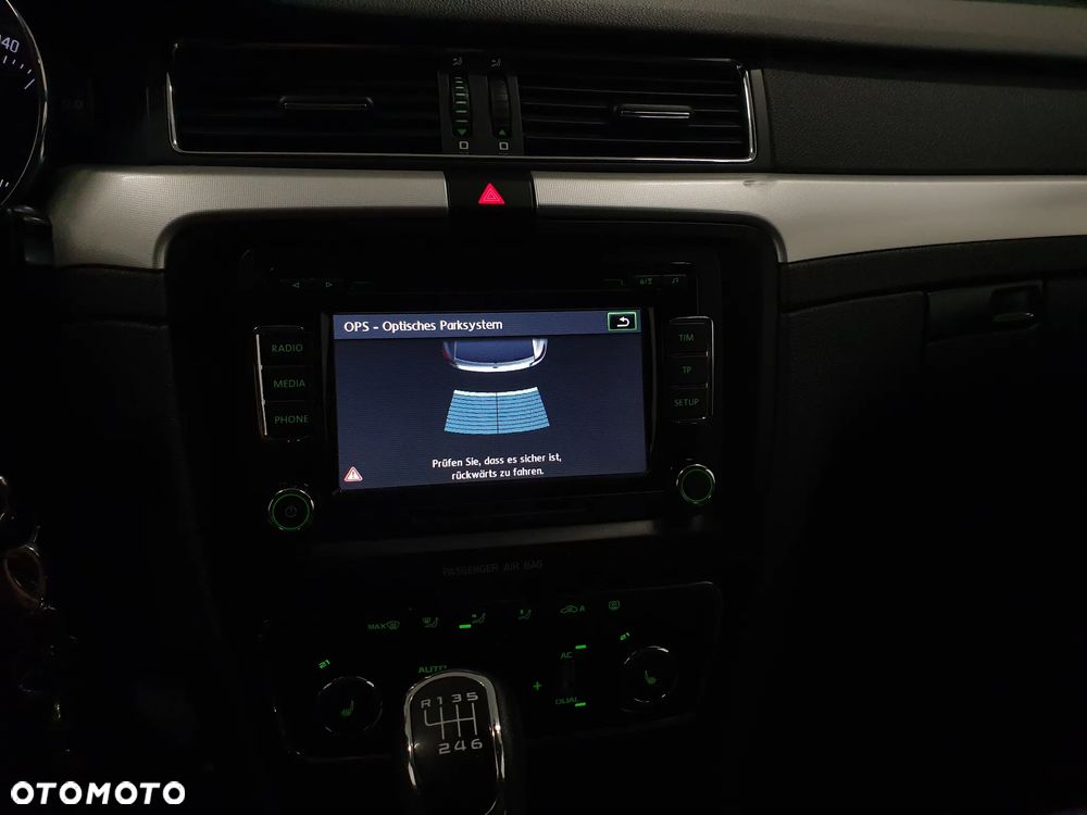 Skoda Superb 2.0 TDI Platinum - 36
