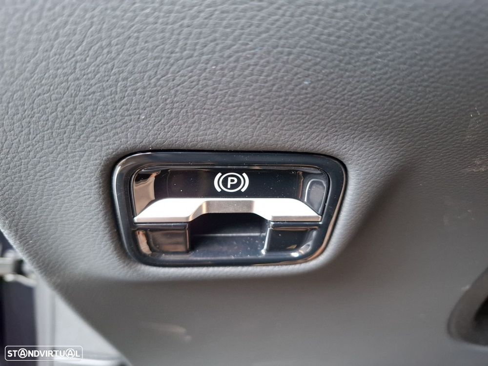 Mercedes-Benz E 53 AMG Hybrid 4Matic+ - 24