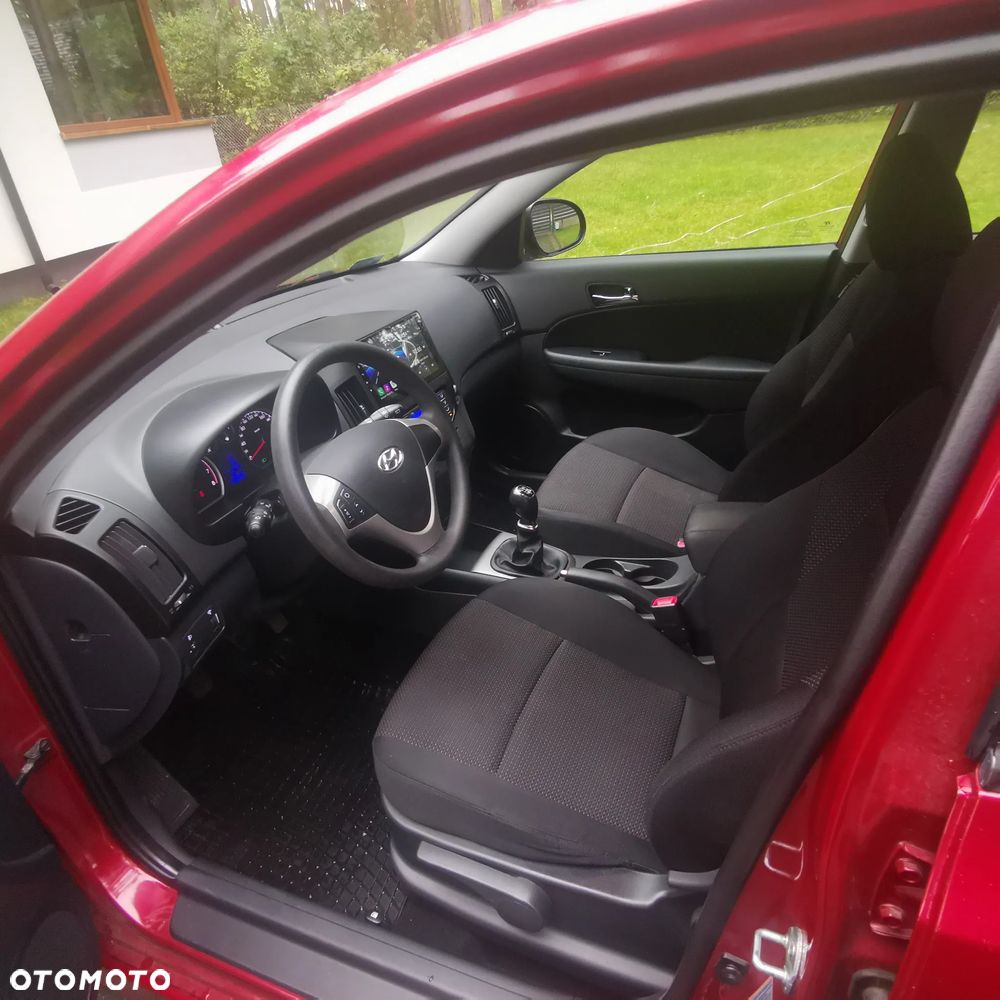 Hyundai i30 1.6 Premium - 14