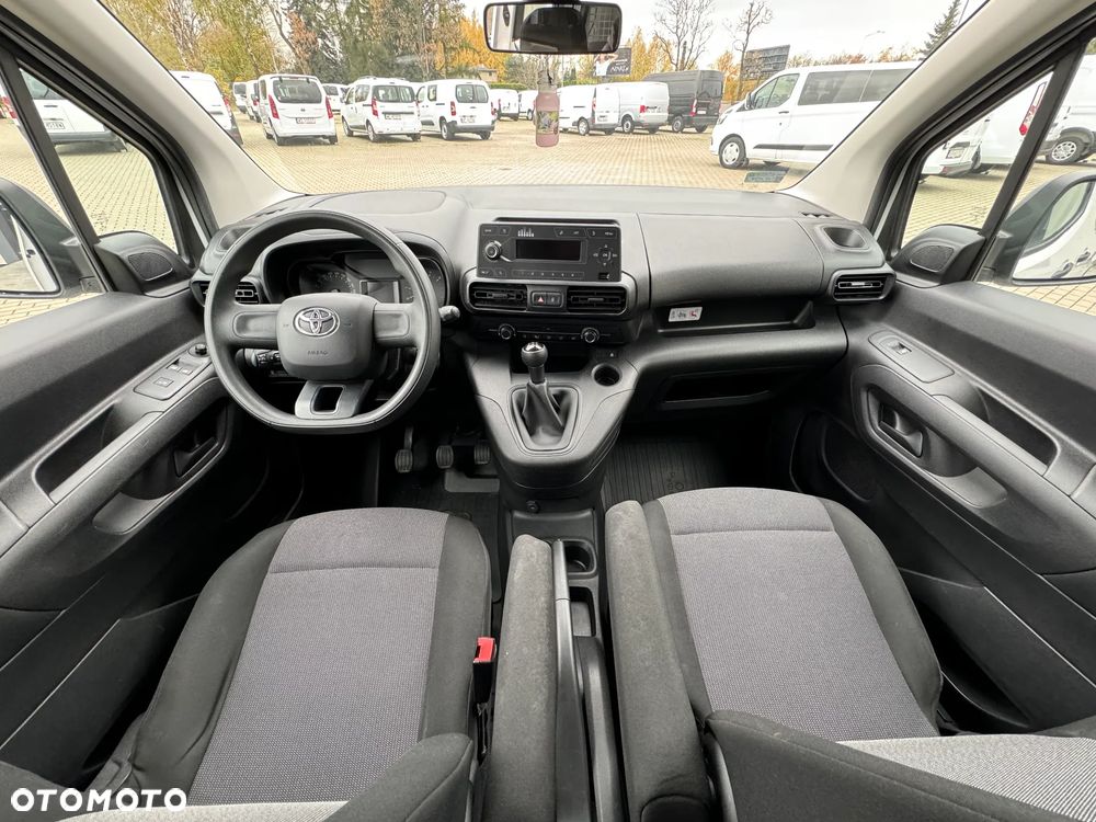 Toyota Proace City - 18
