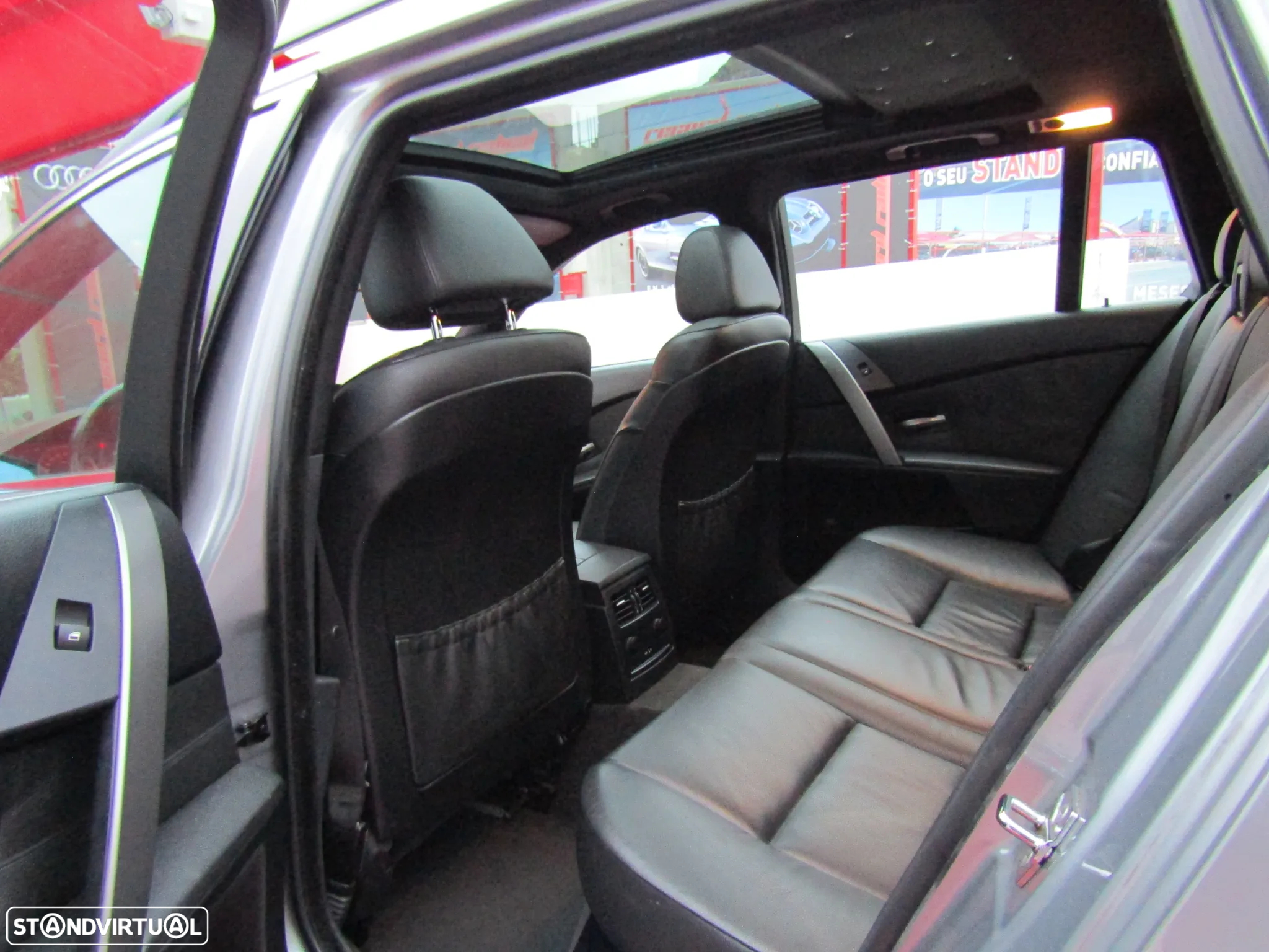 BMW 520 dA Touring - 15