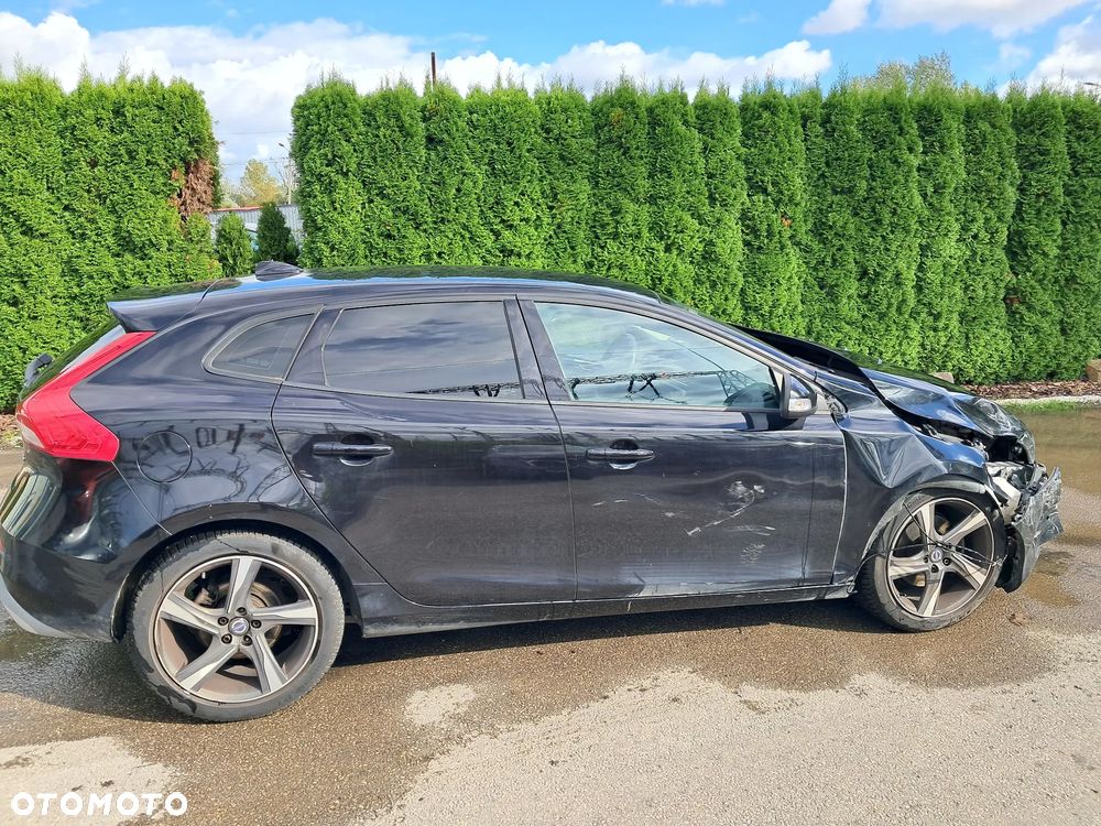 Volvo V40 - 1