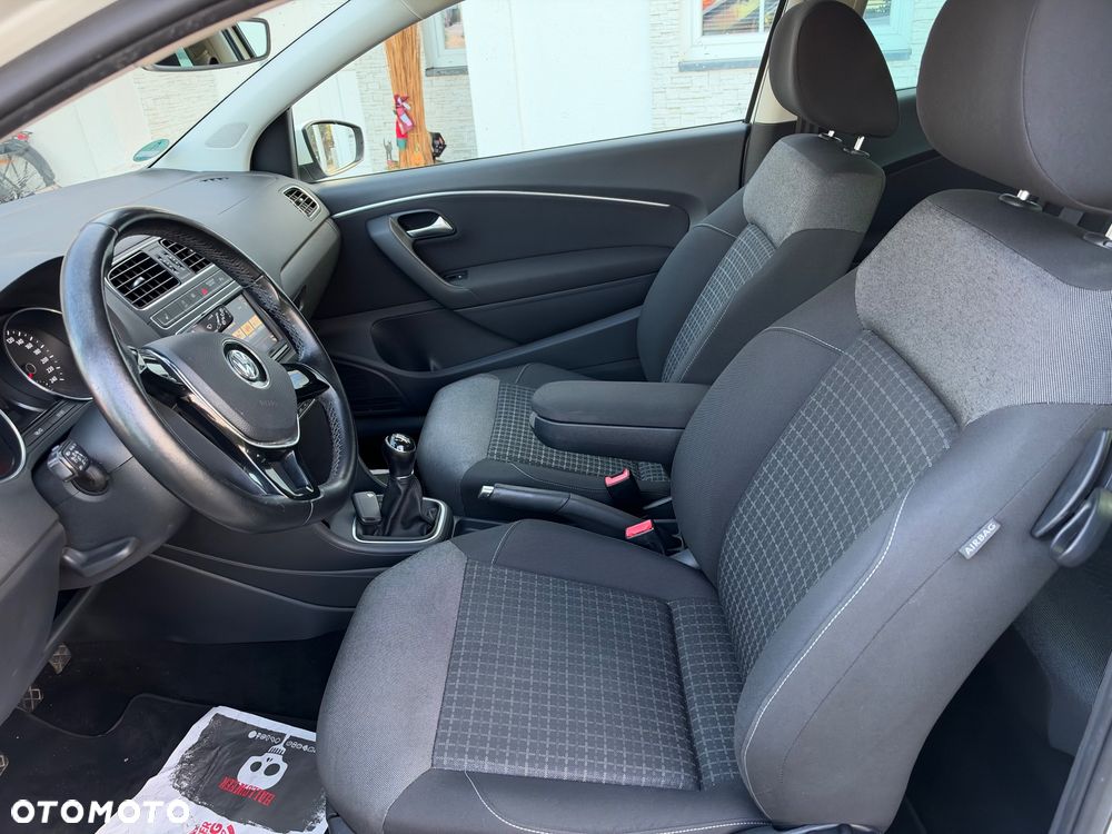 Volkswagen Polo 1.2 TSI Highline - 12