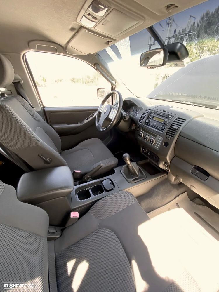 Nissan Navara 2.5 dCi CD SE - 10