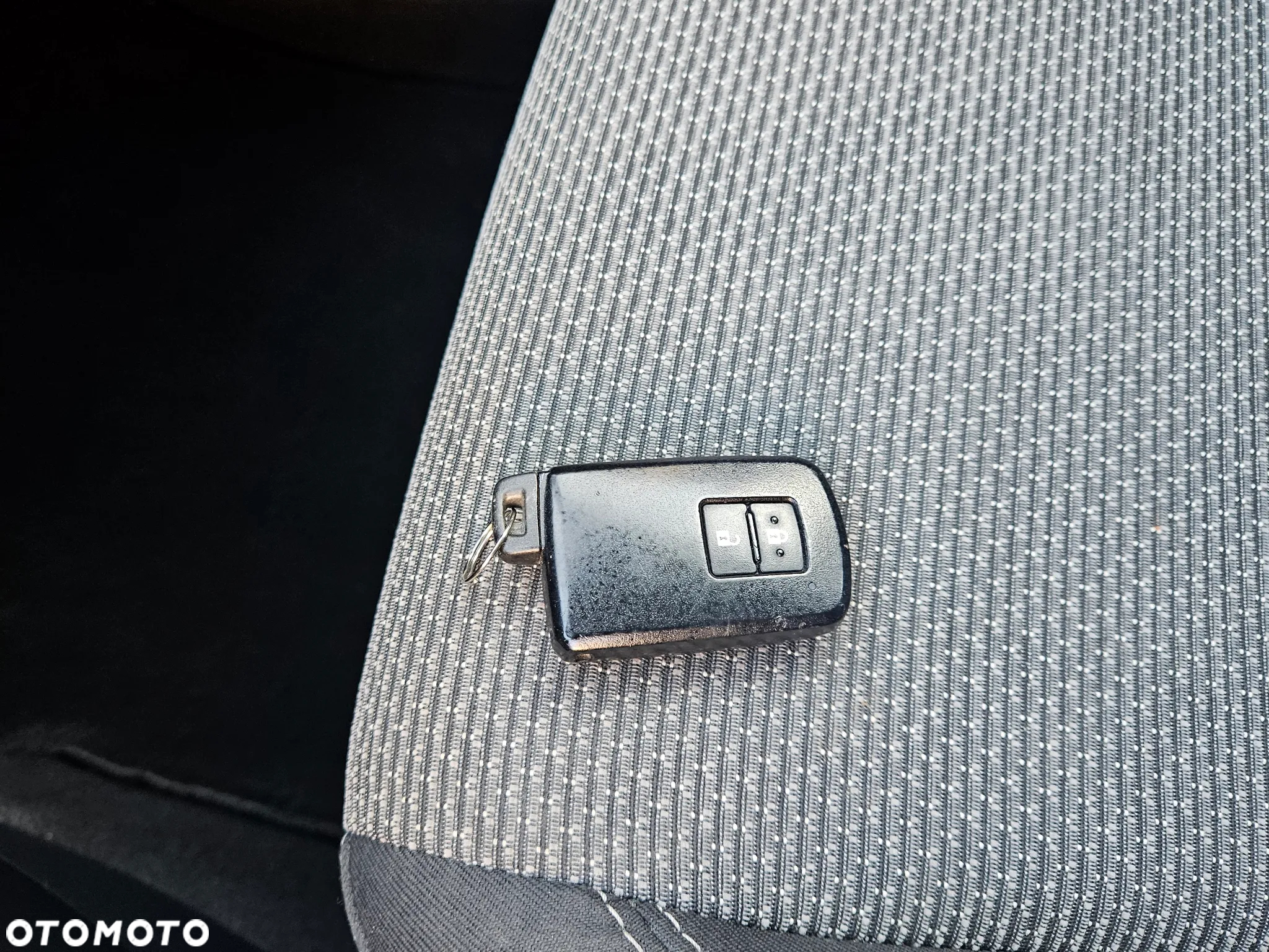Toyota Yaris Hybrid 1.5 VVT-i Comfort - 23
