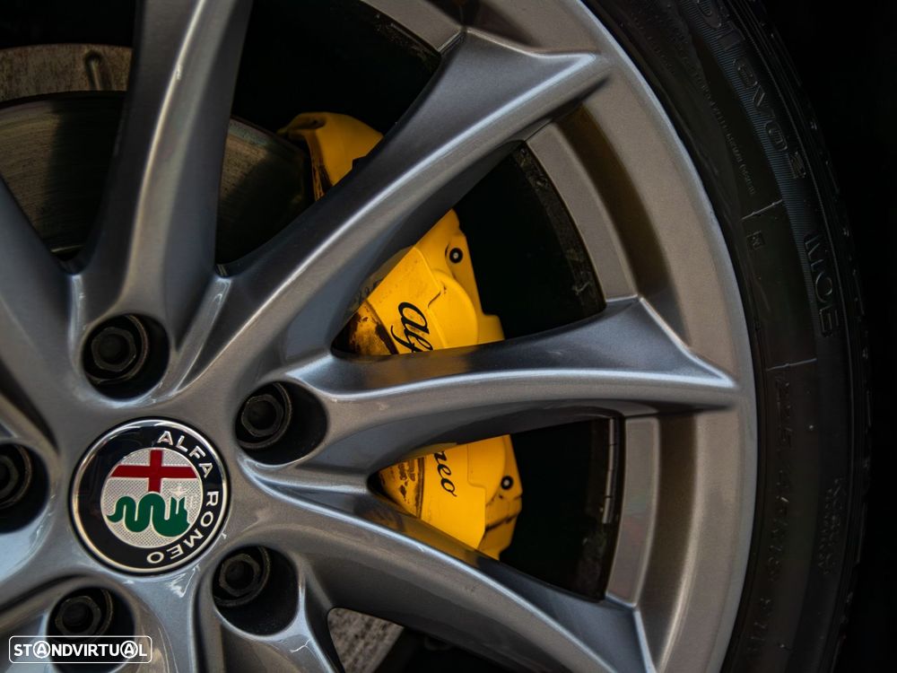 Alfa Romeo Giulia 2.2 D Super AT8 - 14