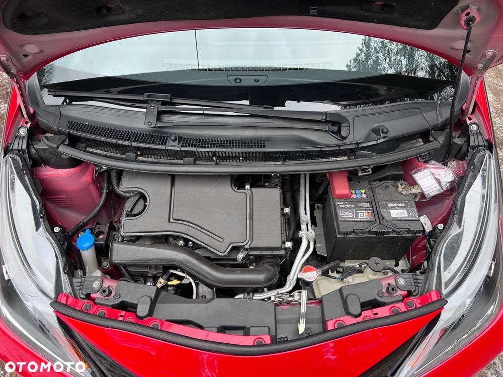 Toyota Aygo x-play - 37