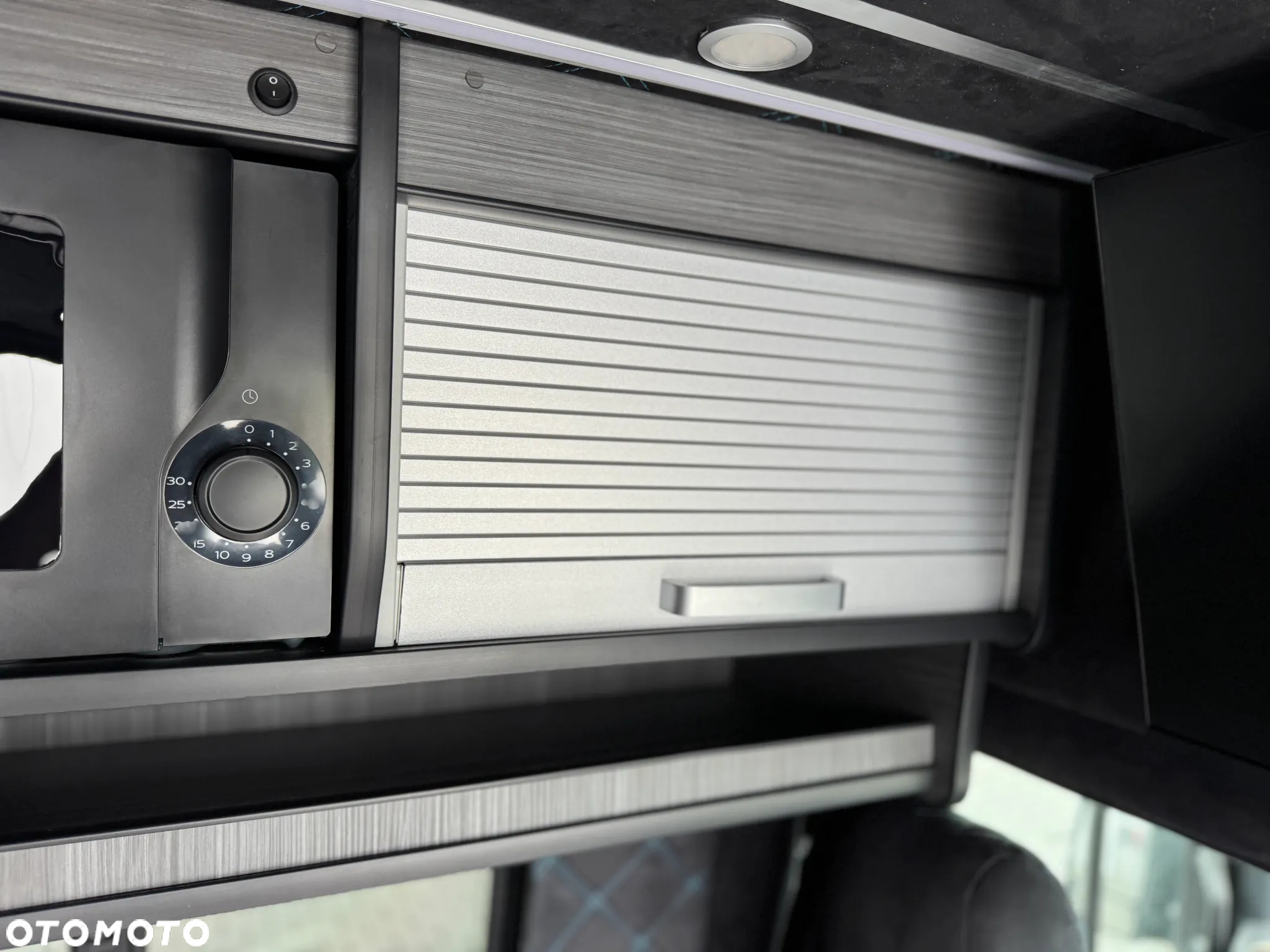 Mercedes-Benz Sprinter - 21