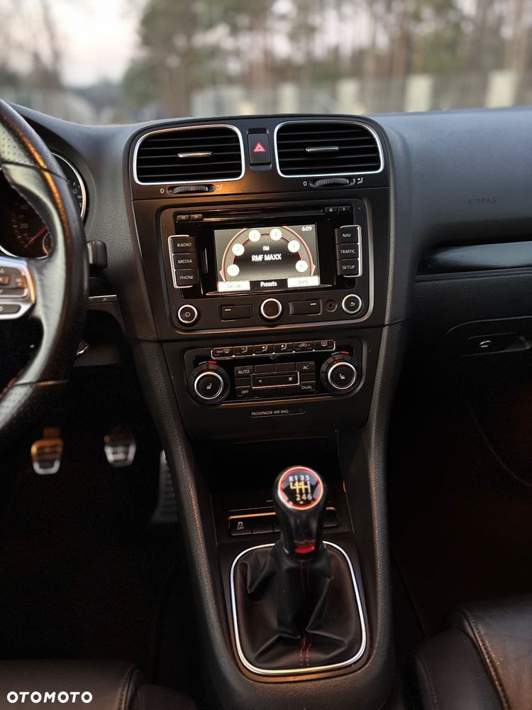 Volkswagen Golf 2.0 GTI - 18