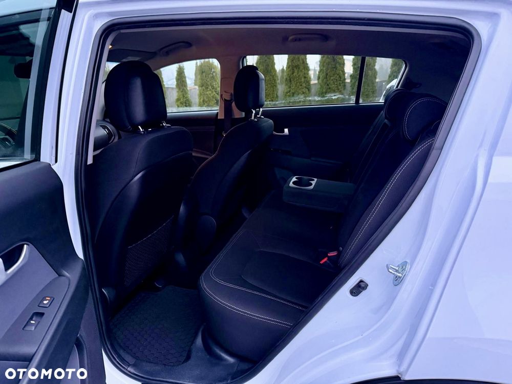 Kia Sportage 1.7 CRDI L 2WD - 17