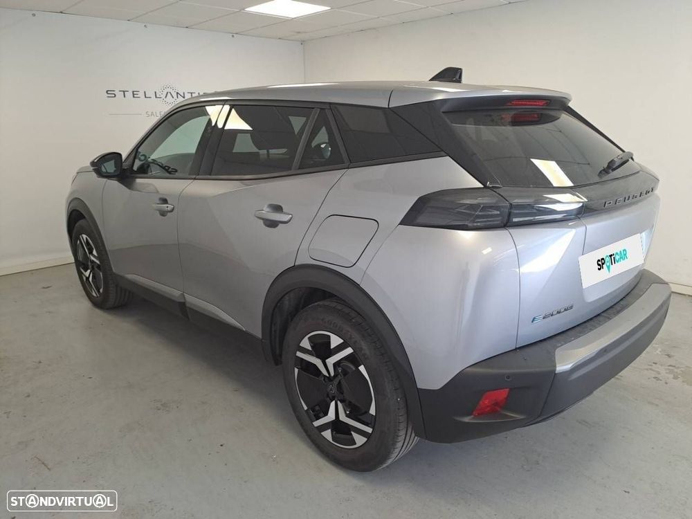 Peugeot e-2008 54 kWh Allure - 4