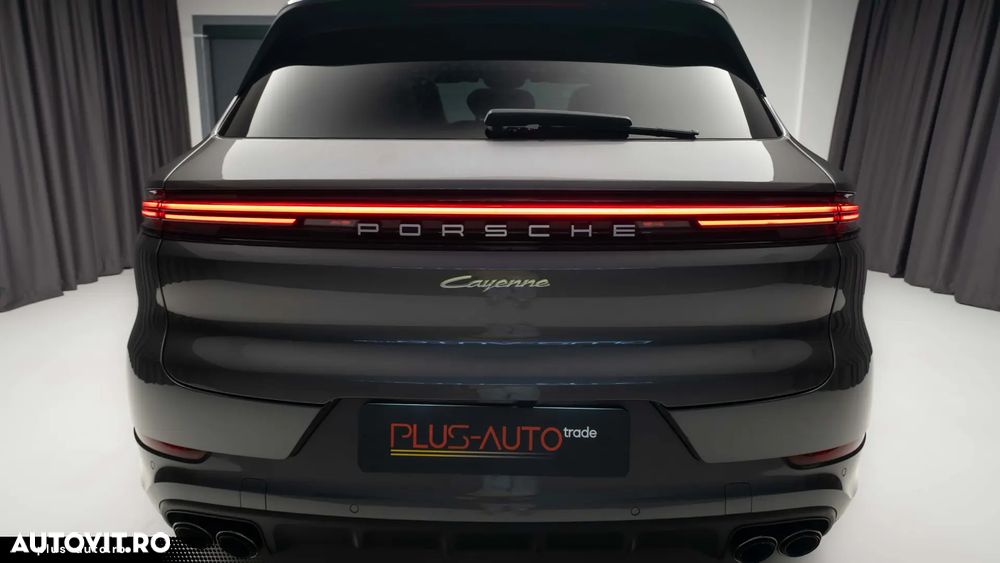 Porsche Cayenne E-Hybrid - 9
