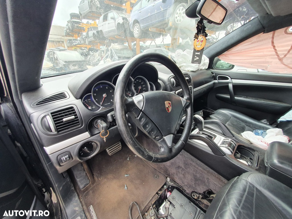 usa portiera stanga dreapta fata spate aripa fuzeta etrier Porsche Cayenne S motor 4.5 benzina 450cp  M58 . 50 dezmembrez - 7