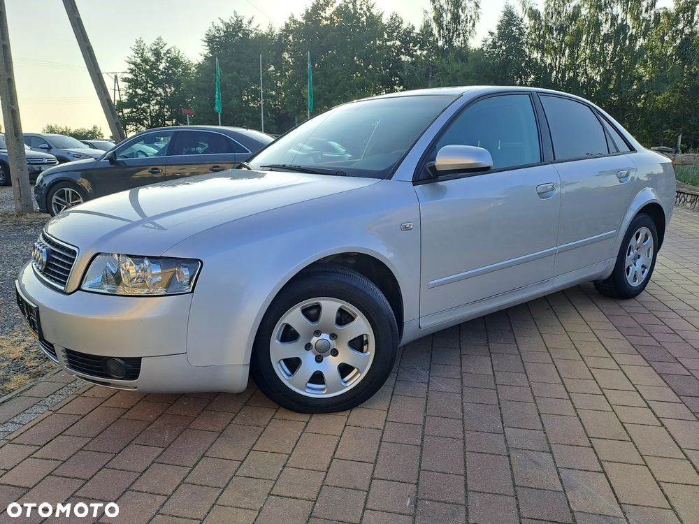 Audi A4 Limousine - 2