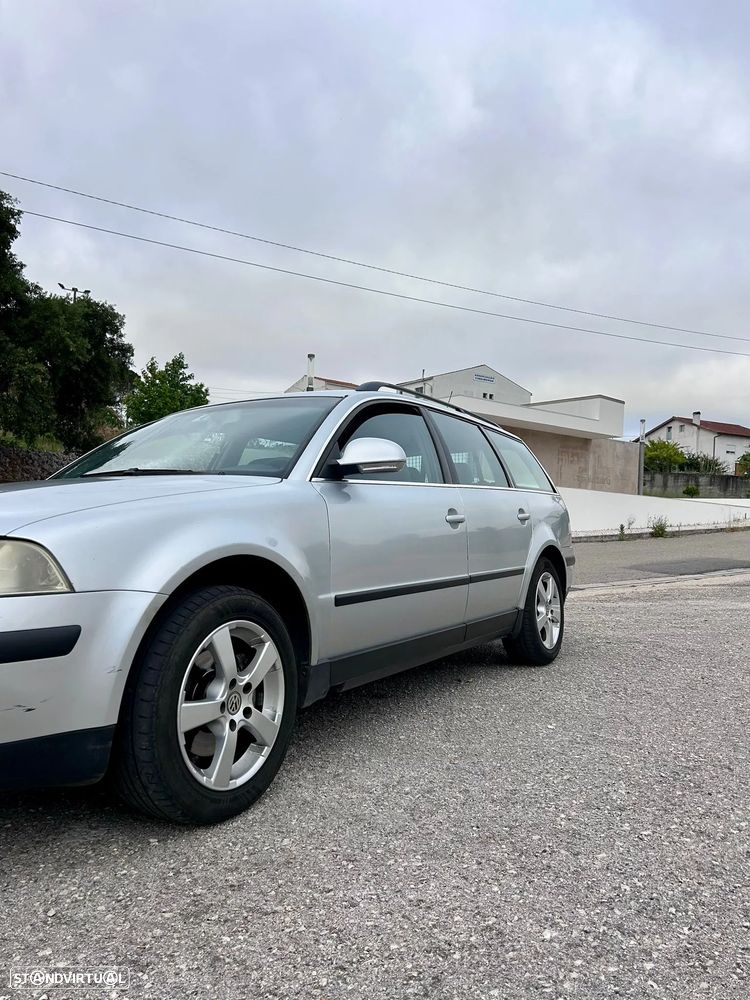 VW Passat - 4