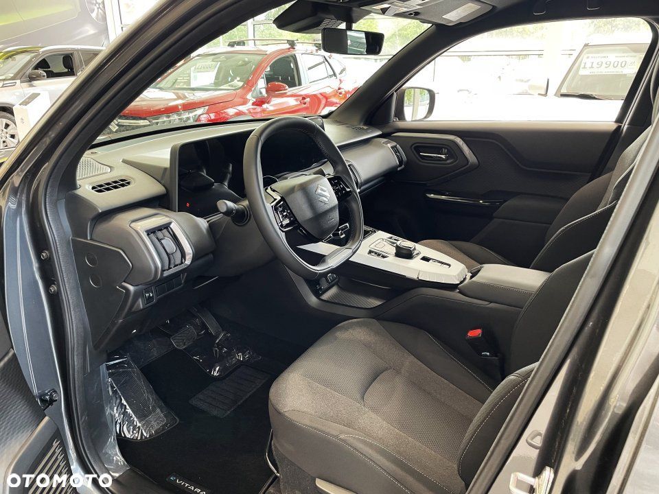 Suzuki e VITARA - 9