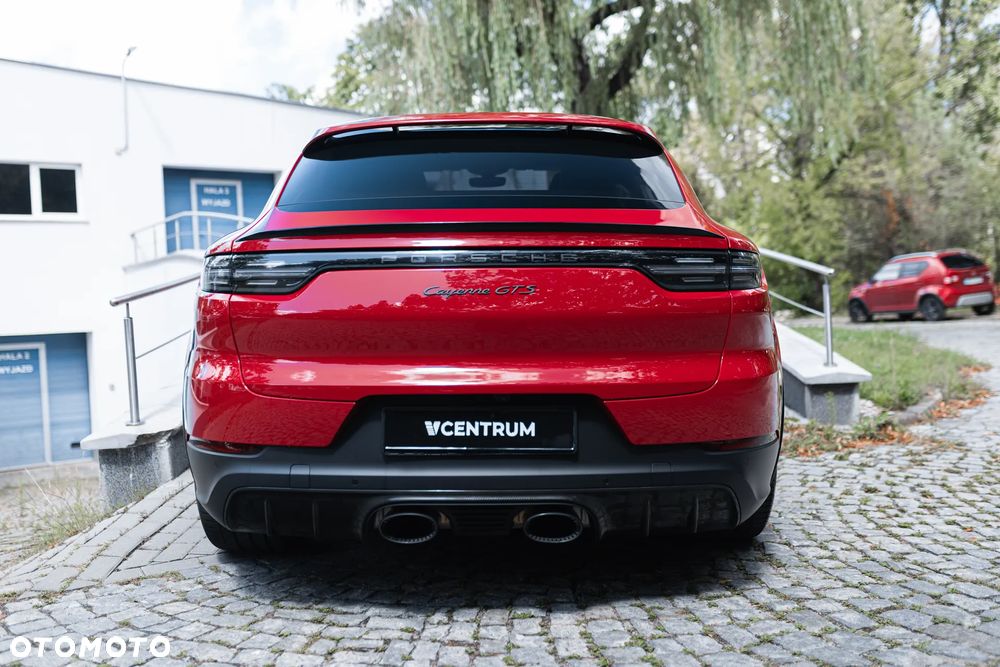 Porsche Cayenne Coupe GTS - 6