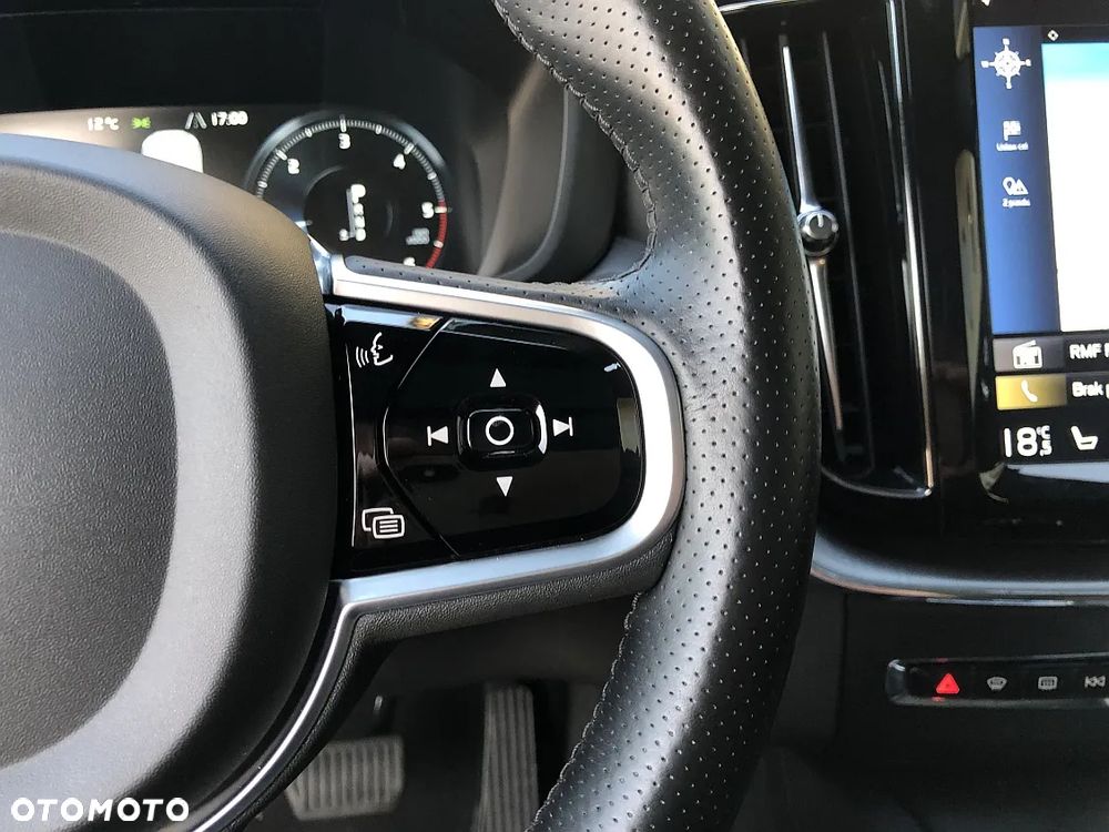 Volvo XC 60 D4 SCR AWD Inscription - 22