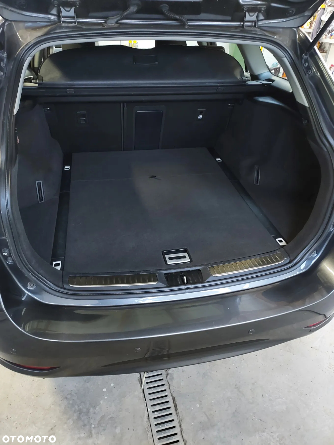 Toyota Avensis 2.0 Premium MS - 18