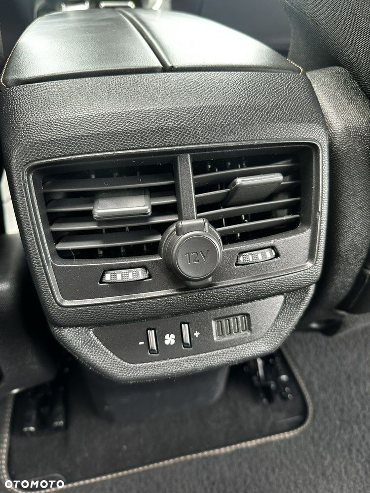 Peugeot 5008 - 15