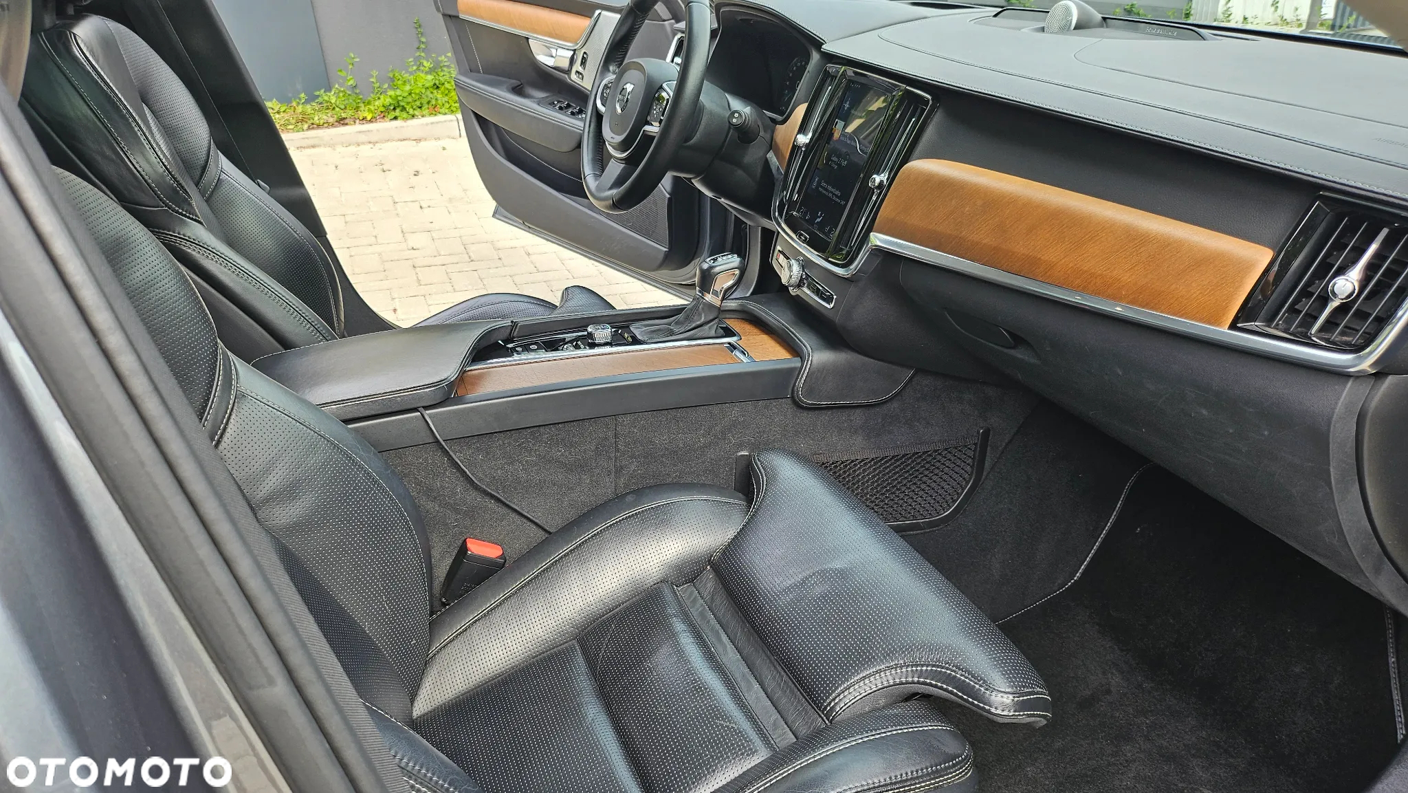 Volvo V90 D5 AWD Inscription - 29