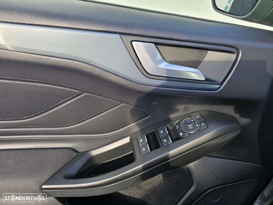 Ford Focus - 22