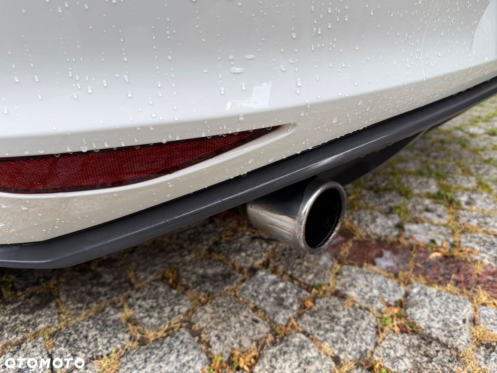 Volkswagen Golf GTI Performance BlueMotion Technology DSG - 29