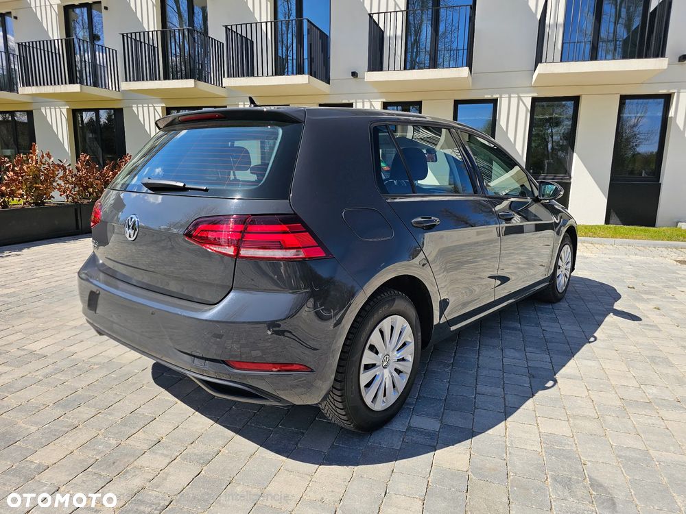 Volkswagen Golf 1.6 TDI BMT Comfortline - 12