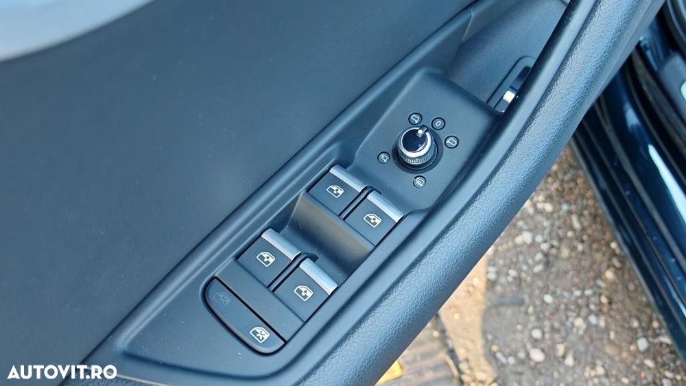 Audi A4 Limuzina 35 TFSI S tronic S line - 27
