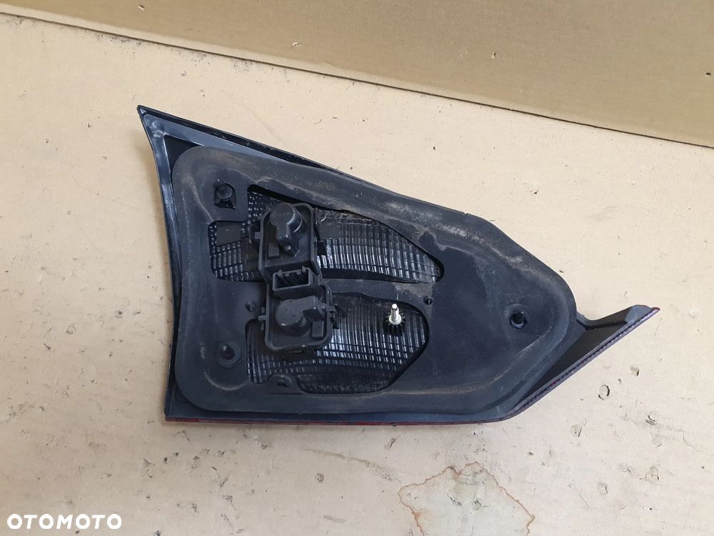 FORD GRAND C-MAX II MK2 LIFT LAMPA PRAWA TYŁ W KLAPĘ - 4