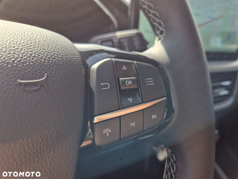 Ford Kuga - 23