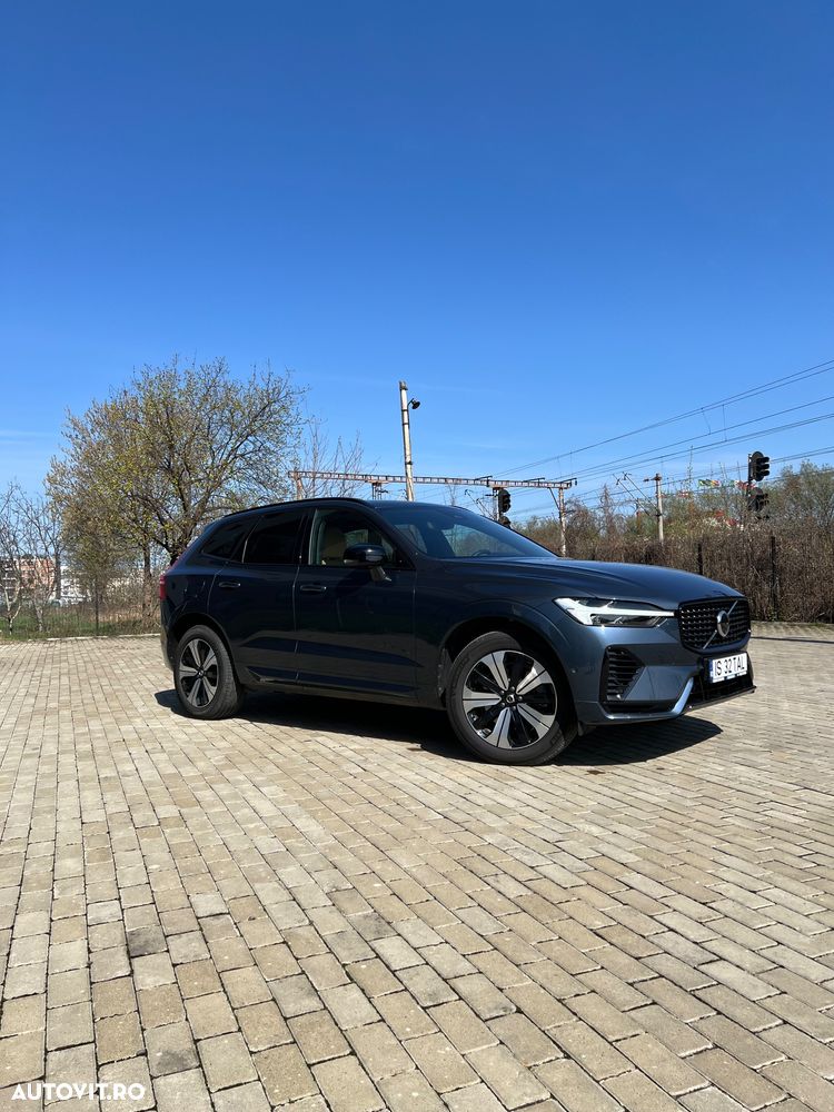 Volvo XC 60 T6 AWD Recharge Plus Dark - 5