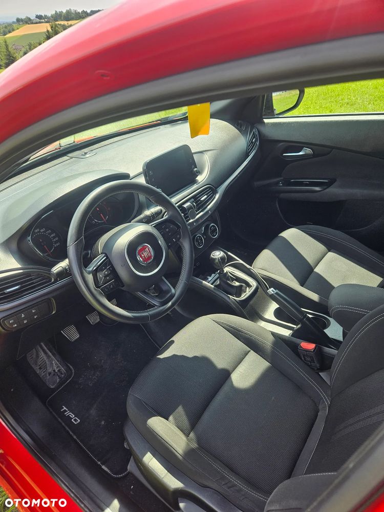 Fiat Tipo 1.6 MultiJet 16v Sport - 15