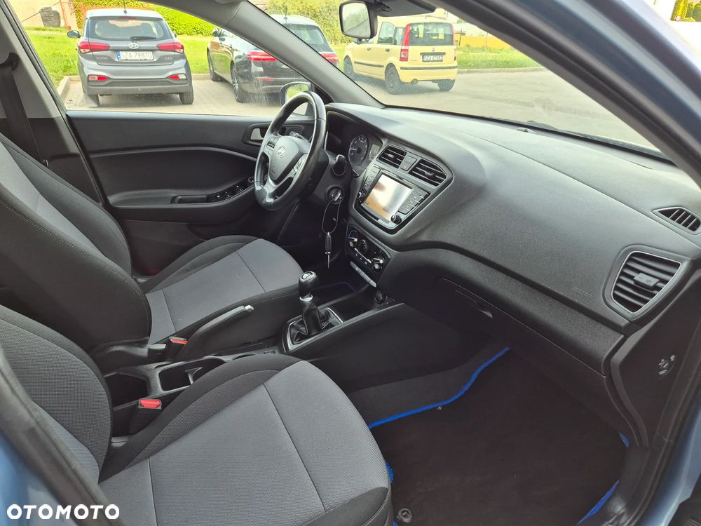 Hyundai i20 1.2 Elegant - 24