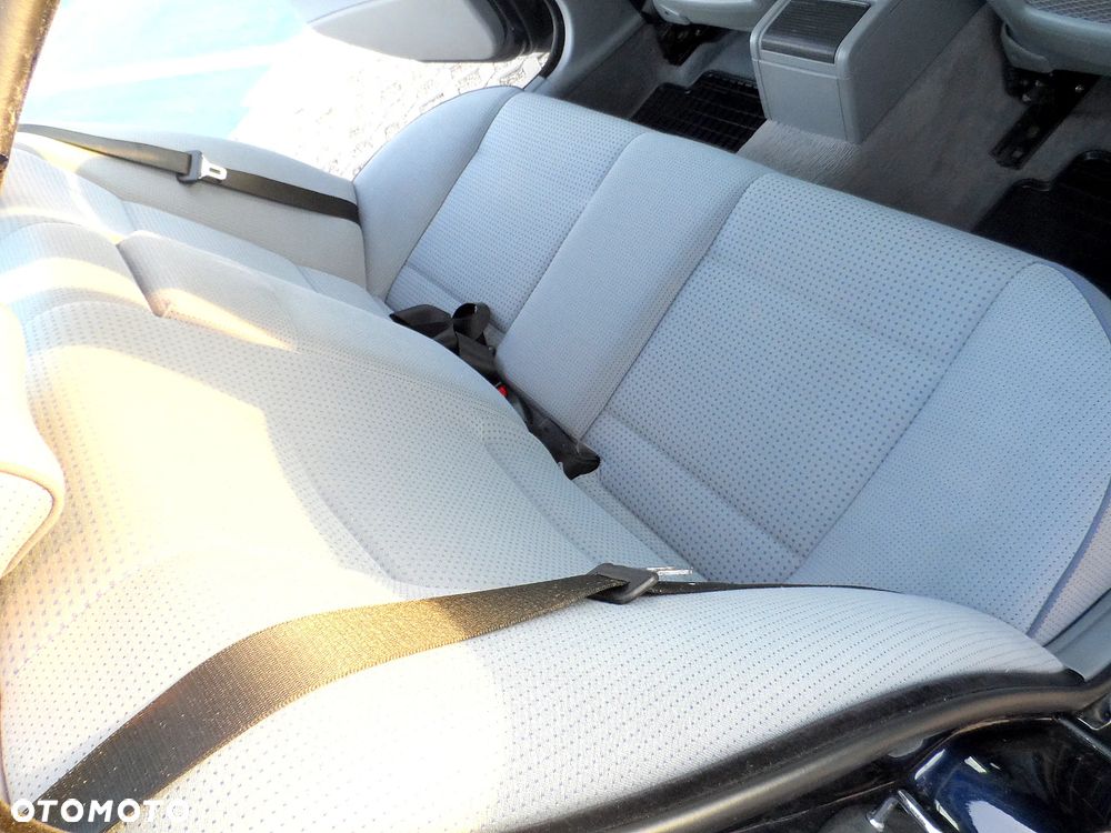 BMW Seria 3 - 16