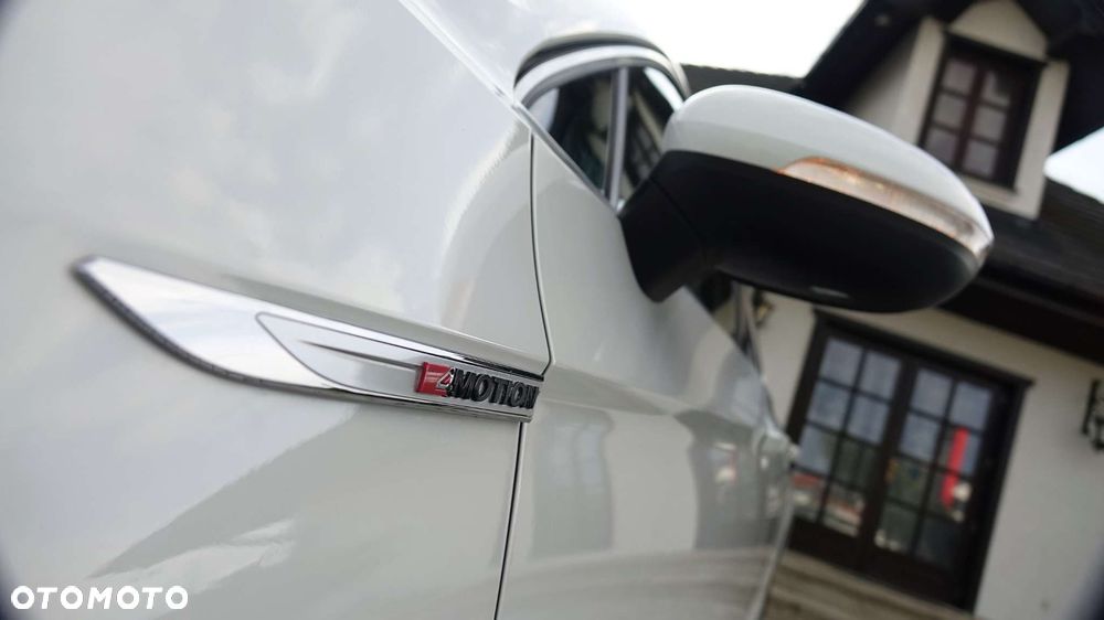 Volkswagen Passat - 8