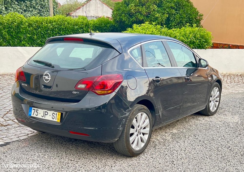 Opel Astra - 4