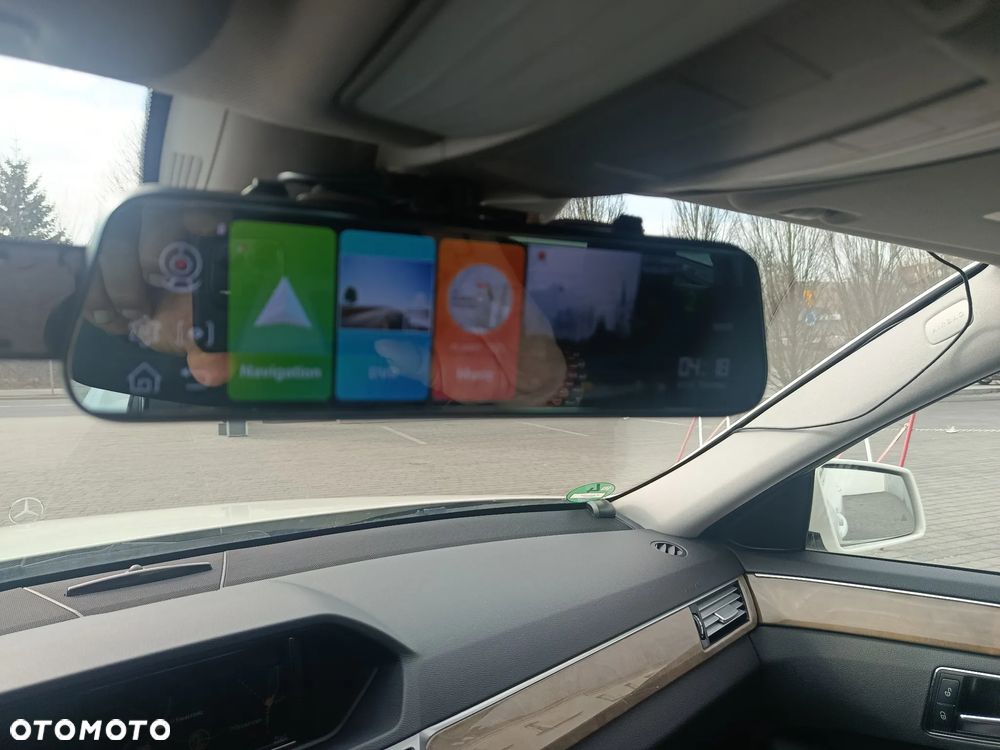 Mercedes-Benz Klasa E - 34