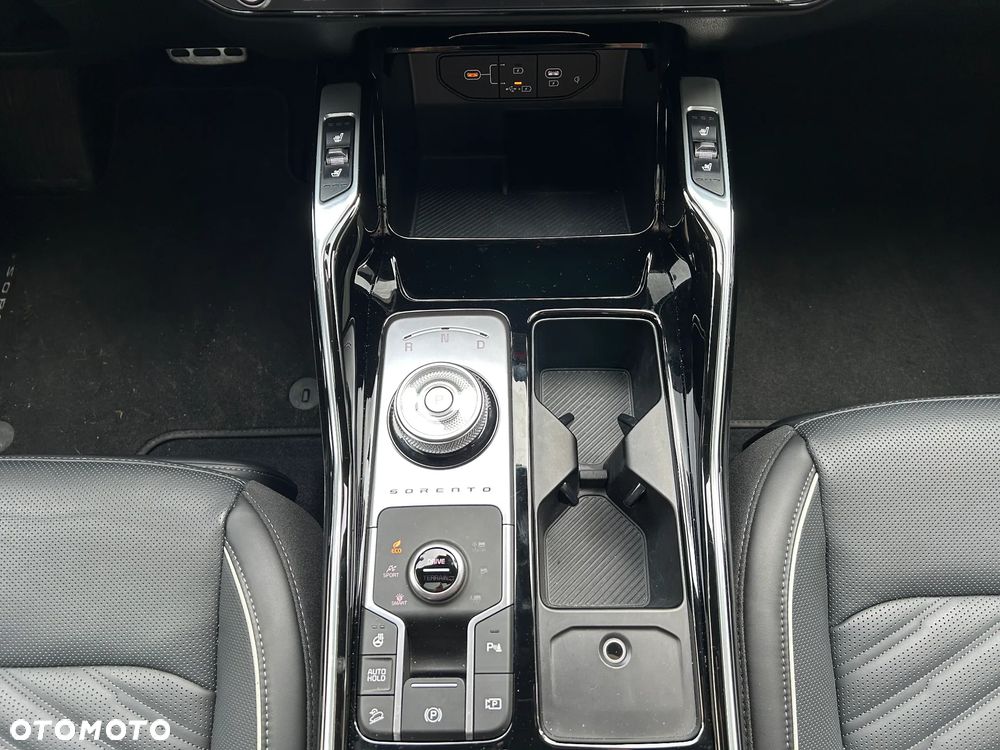 Kia Sorento - 17