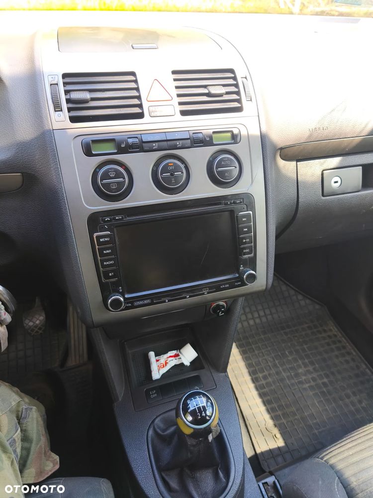 Volkswagen Touran 1.9 TDI Trendline - 9