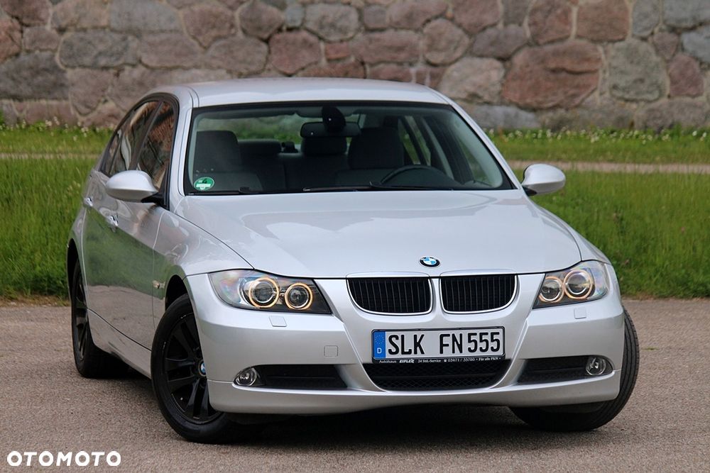 BMW Seria 3 318i Edition Exclusive - 15