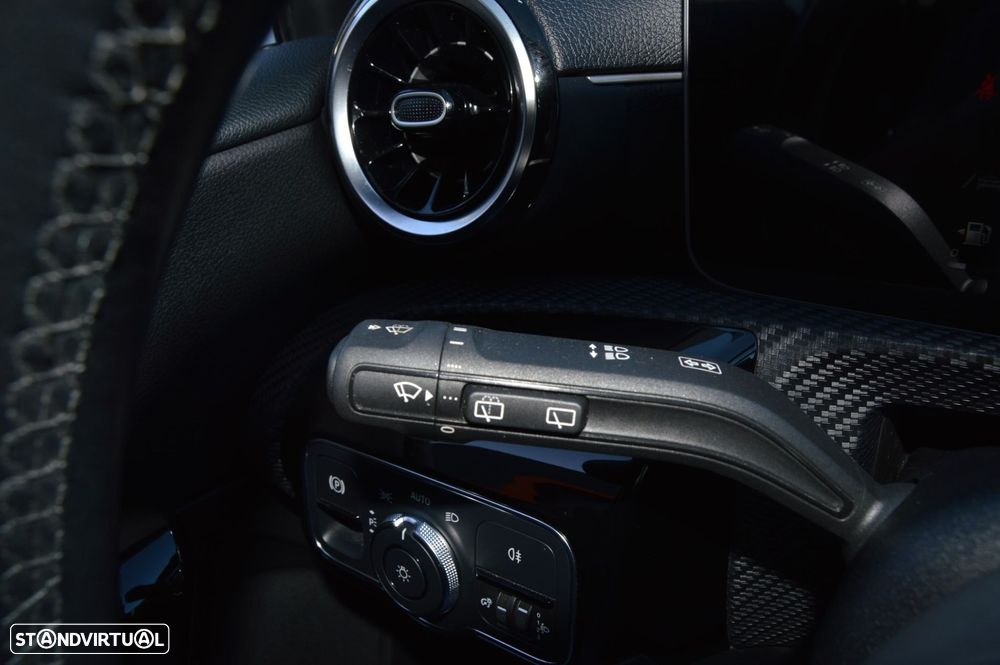 Mercedes-Benz A 180 d Style Plus Aut. - 41