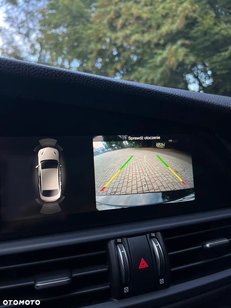 Alfa Romeo Giulia 2.0 Turbo 16V AT8-Q4 Veloce - 14