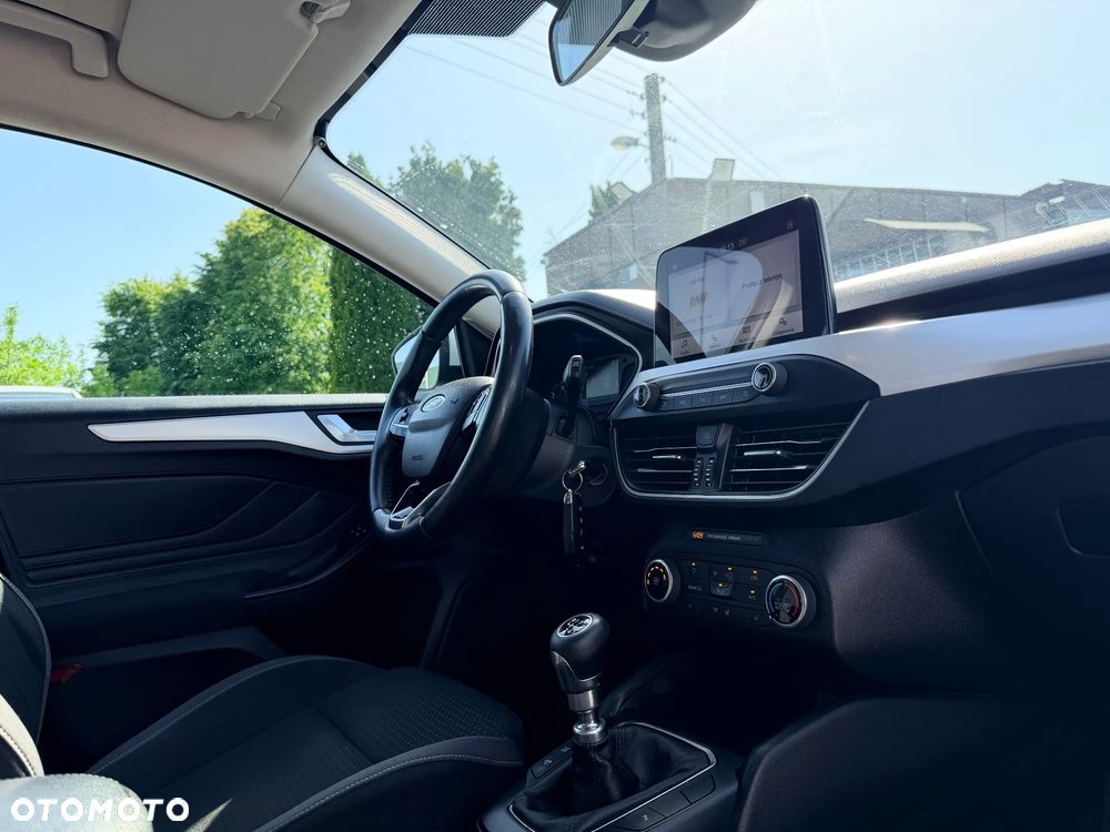 Ford Focus 1.5 EcoBlue Connected - 25