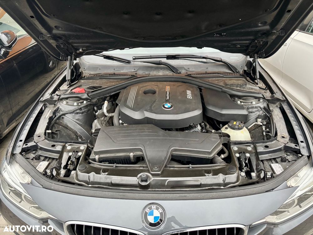 BMW Seria 3 318i Aut. Sport Line - 4