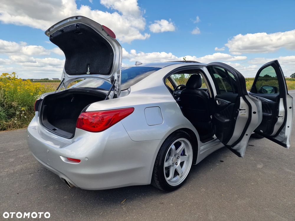 Infiniti Q50 - 30