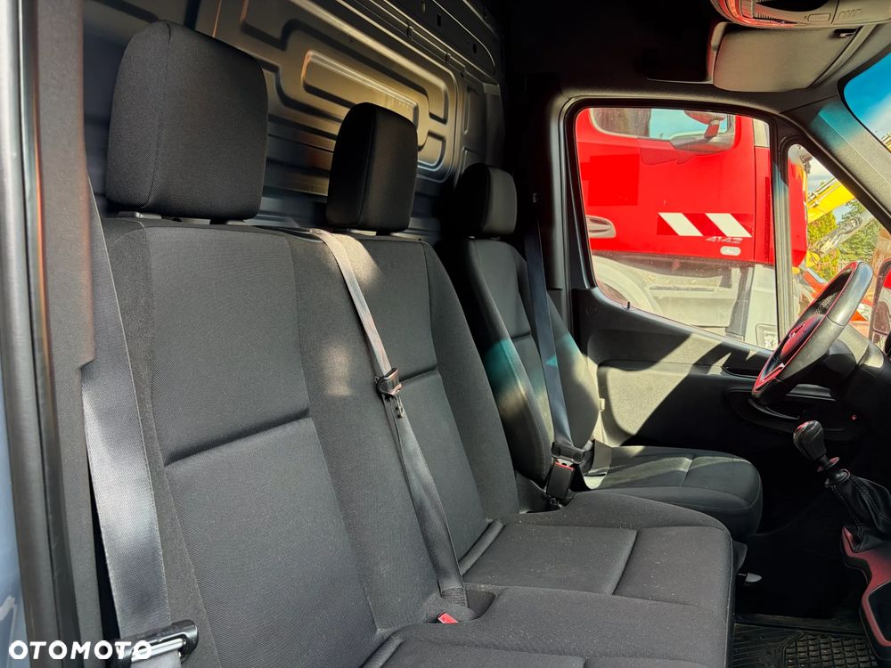 Mercedes-Benz Sprinter 314 - 14