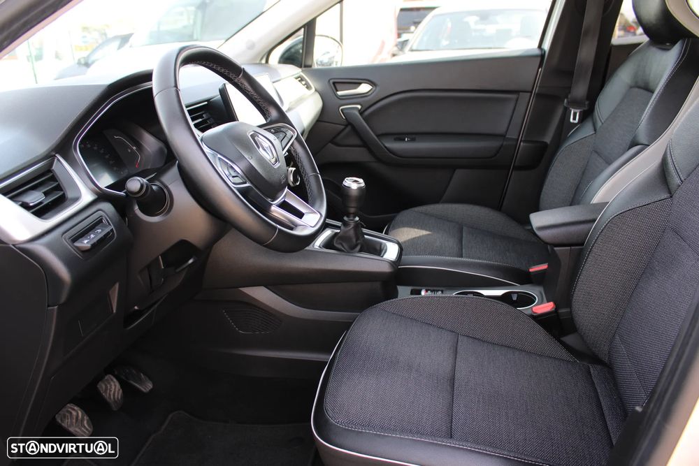 Renault Captur - 12