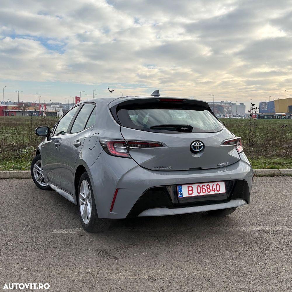 Toyota Corolla 1.8 HSD Business - 6