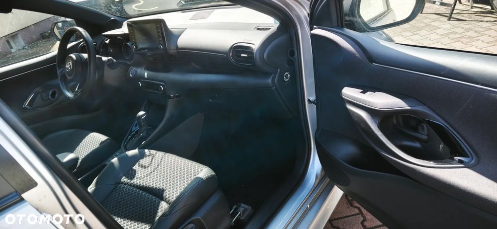 Toyota Yaris Hybrid 1.5 Active - 9